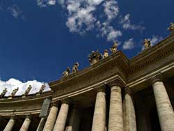 Bernini's Piazza San Pietro Colonnade Bernini's Piazza San Pietro Colonnade